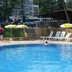 Апартаменты Aquamarine Apartments бассейн фото 3