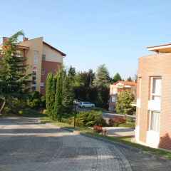 Отель RÓmai ApartmanhÁz Хевиз парковка