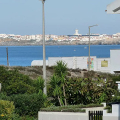 Chillout Beach Hostel пляж