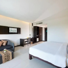 Отель SIMPLITEL 4* Студия