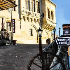 Sinasos History Cave Hotel спортивное сооружение