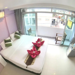 Отель The Room Patong 2* Номер Делюкс с различными типами кроватей фото 5