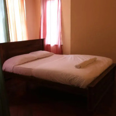 Nuwara Eliya Hostel by Backpack Lanka Стандартный номер с двуспальной кроватью (общая ванная комната) фото 5