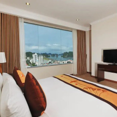 Ha Long DC Hotel 3* Люкс с различными типами кроватей
