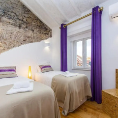 Апартаменты Carmo Chiado Deluxe Apartment комната для гостей фото 3