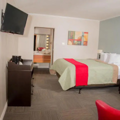 Отель Pauls Motor Inn Канада, Виктория - отзывы, цены и фото номеров - забронировать отель Pauls Motor Inn онлайн комната для гостей фото 4