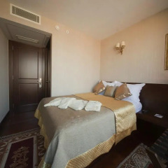 Отель Burckin 4* Номер категории Эконом с различными типами кроватей фото 3