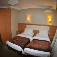Taya Hatun Hotel Стандартный номер с двуспальной кроватью