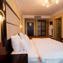 Гостиница Park Inn by Radisson Ижевск сейф в номере