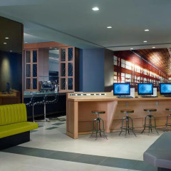 Executive Class at MTS Hotel гостиничный бар