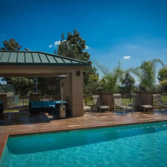 Отель Hilton Garden Inn Los Angeles Montebello Монтебелло бассейн фото 3
