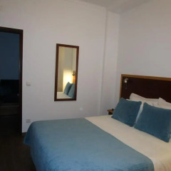 Hotel Louro 3* Стандартный семейный номер разные типы кроватей фото 5