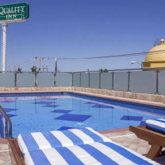 Отель Quality Inn Mazatlan 3* Стандартный номер с различными типами кроватей
