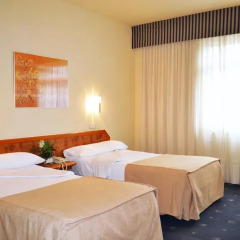 Ilunion Hotel Bilbao 3* Стандартный номер с различными типами кроватей фото 10