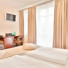 Отель Sun 4* Номер Делюкс с различными типами кроватей фото 5