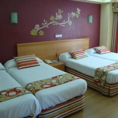 Hotel Almirante Номер категории Эконом с различными типами кроватей фото 5