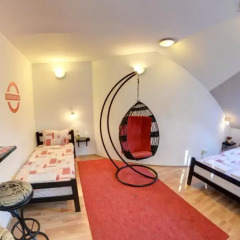 Hostel No9 Стандартный номер с 2 отдельными кроватями (общая ванная комната) фото 4
