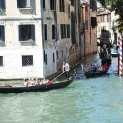 Отель Ca' Granda Venice Apartaments Италия, Венеция - отзывы, цены и фото номеров - забронировать отель Ca' Granda Venice Apartaments онлайн приотельная территория фото 2