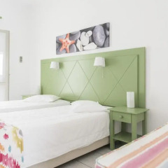 Nissos Thira Hotel 3* Стандартный номер с двуспальной кроватью фото 6