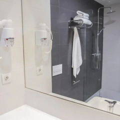 B&B Hotel Viladecans ванная фото 2
