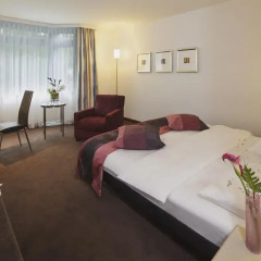 Movenpick Hotel München Airport 4* Улучшенный номер с различными типами кроватей фото 3