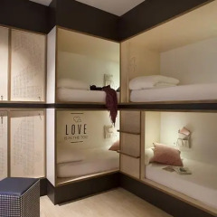 TOC Hostel Barcelona Кровать в женском общем номере с двухъярусной кроватью фото 5