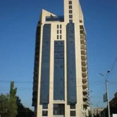 Отель Penthouse in Republic Square Улучшенные апартаменты разные типы кроватей фото 19