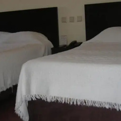 Hotel Avenida комната для гостей