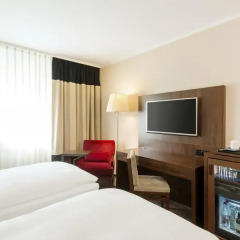 Hotel NH Düsseldorf City Nord 4* Стандартный номер разные типы кроватей фото 12