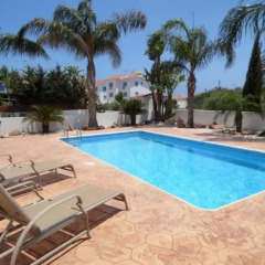 Отель Villa Paros Кипр, Протарас - отзывы, цены и фото номеров - забронировать отель Villa Paros онлайн бассейн фото 3