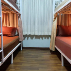 Decor Do Hostel Кровать в женском общем номере с двухъярусной кроватью фото 3