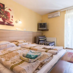 Отель Mohacsi Guesthouse Будапешт комната для гостей фото 4