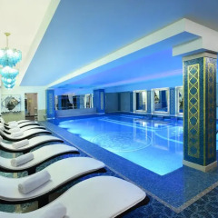 Ambassadori Hotel Tbilisi бассейн
