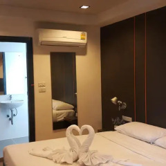 H2 Hotel 3* Номер Делюкс фото 14