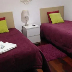 Отель Guest House Guerra Junqueiro 3* Стандартный номер с 2 отдельными кроватями фото 9