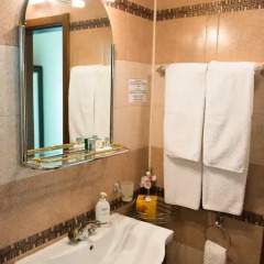 Отель Center Болгария, Пловдив - отзывы, цены и фото номеров - забронировать отель Center онлайн ванная