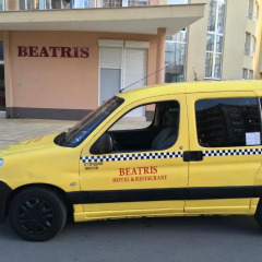 Отель Aparthotel Beatris городской автобус