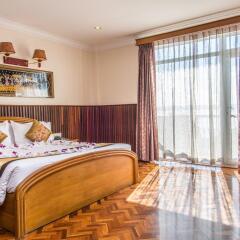 Ayarwaddy River View Hotel 3* Номер Делюкс с различными типами кроватей фото 8