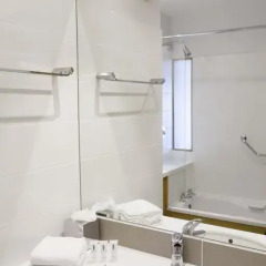 Louis Fitzgerald Hotel 4* Стандартный номер с различными типами кроватей фото 13