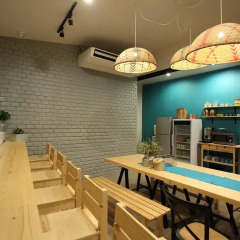 Отель Lupta Hostel Patong Hideaway Таиланд, Карон-Бич - отзывы, цены и фото номеров - забронировать отель Lupta Hostel Patong Hideaway онлайн развлечения