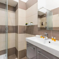 Отель Rione Monti Suites Стандартный номер с двуспальной кроватью фото 5