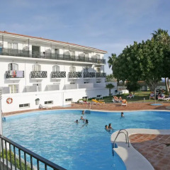 Hotel ELE La Perla бассейн фото 2