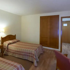 Hotel Abat Cisneros комната для гостей фото 7