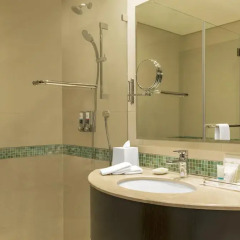 Отель Four Points by Sheraton Kuwait 4* Стандартный номер с различными типами кроватей фото 4