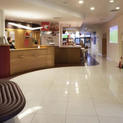 Отель ibis Faro Algarve Португалия, Фару - отзывы, цены и фото номеров - забронировать отель ibis Faro Algarve онлайн интерьер отеля фото 2