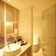 I Residence Hotel Silom 3* Номер Делюкс с различными типами кроватей фото 30