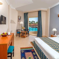Отель Hawaii Riviera Aqua Park Resort 5* Стандартный номер с различными типами кроватей фото 7