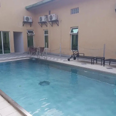 Отель 520 Asdam Lodge Hotel Нигерия, Калабар - отзывы, цены и фото номеров - забронировать отель 520 Asdam Lodge Hotel онлайн бассейн