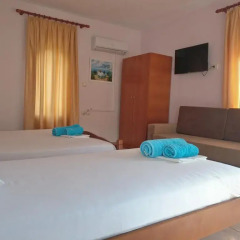 Hotel Villa Margarit Стандартный номер с различными типами кроватей фото 3