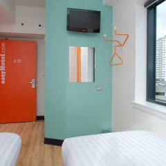 Отель easyHotel Glasgow 3* Стандартный номер с 2 отдельными кроватями фото 2